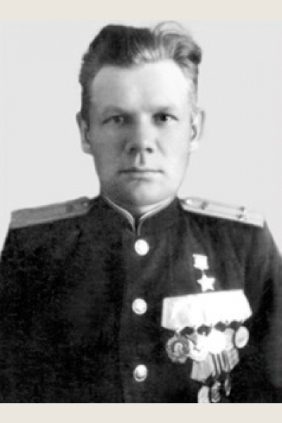 Шестаков Максим Кузьмич
