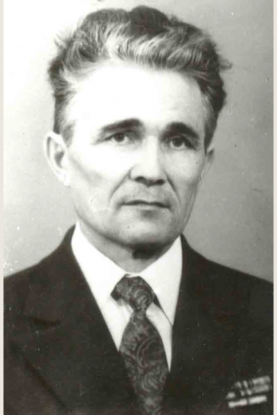 Петров Илья Петрович